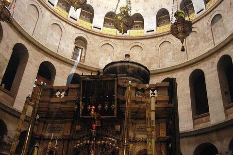   Traditional tomb of Jesus in the Church of the Holy Sepulcher